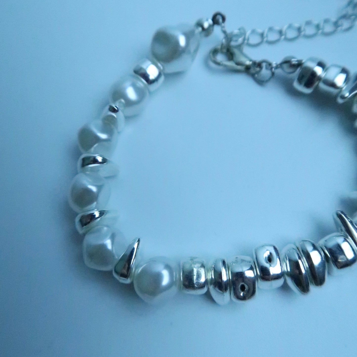 LOSTINCRUSH Mermaid’s Memory Bracelet