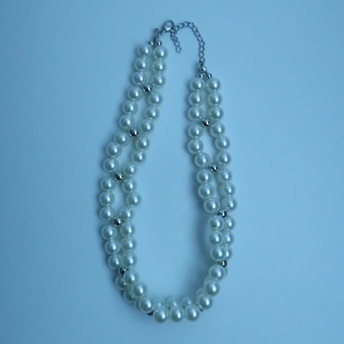 LOSTINCRUSH Queen’s Tear Necklace