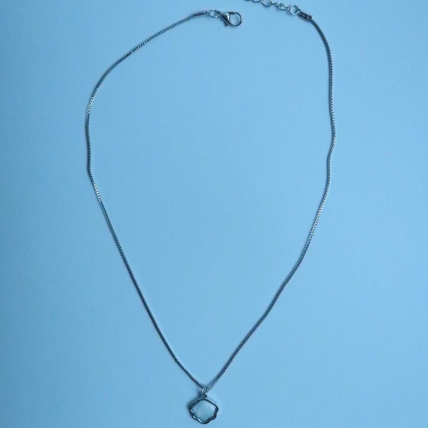 LOSTINCRUSH Ocean’s Daughter Necklace