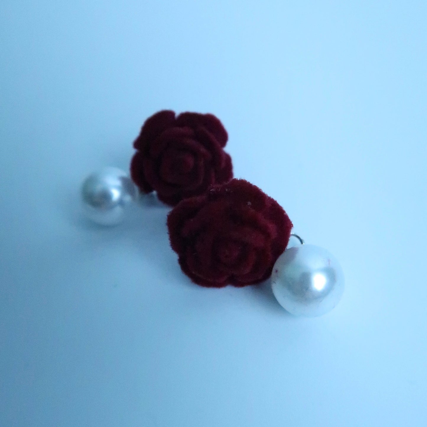 LOSTINCRUSH Dark Roses Earrings