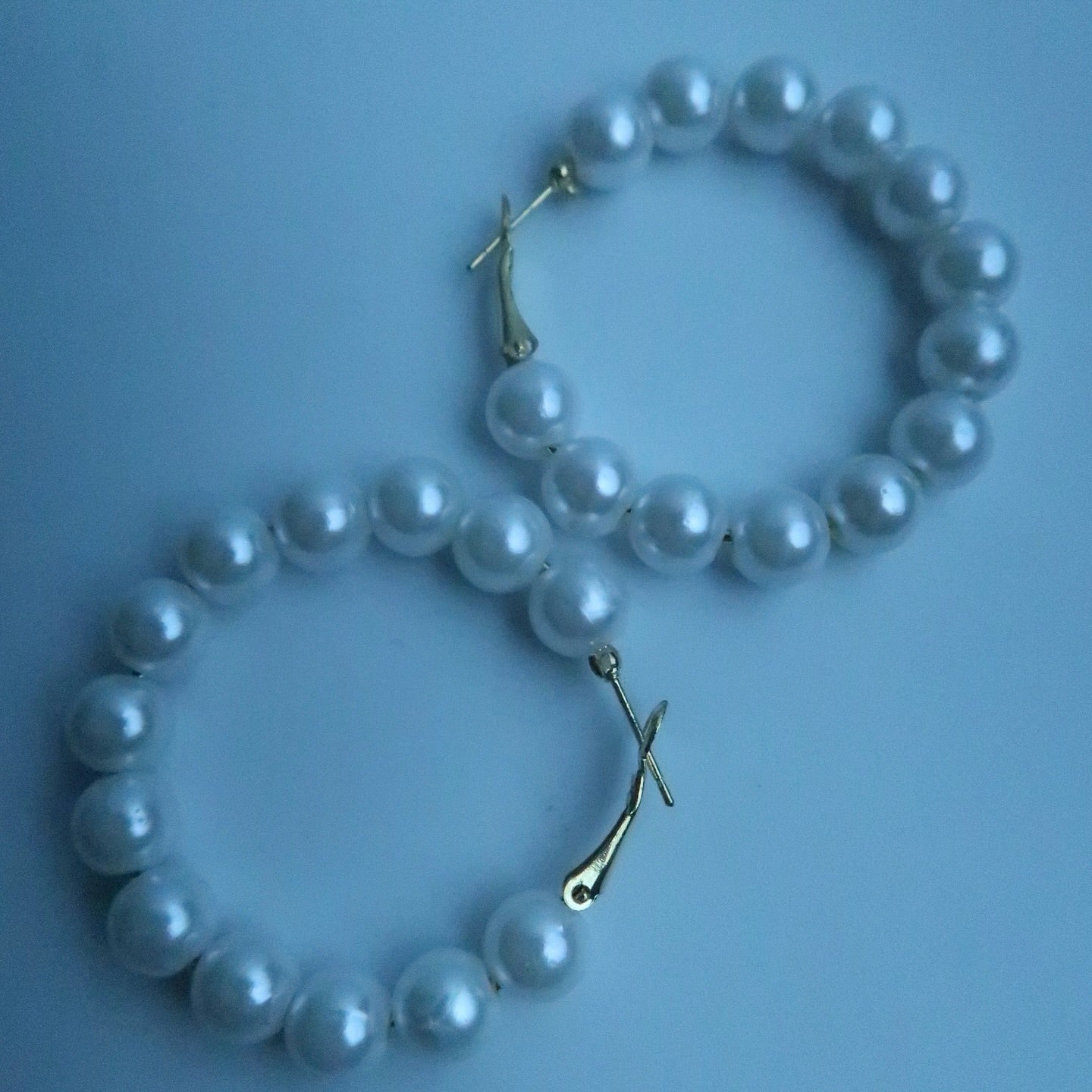 LOSTINCRUSH Pearl Earrings