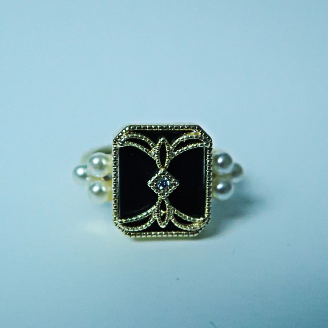 LOSTINCRUSH Interlaced Destiny Ring