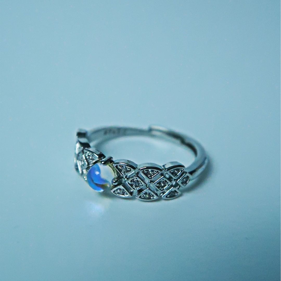 LOSTINCRUSH Devil's Eye Ring