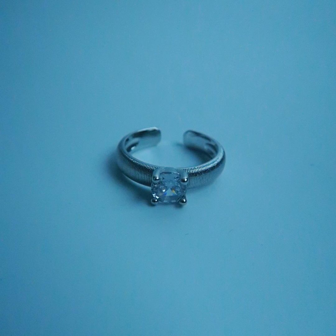 LOSTINCRUSH Forlorn Crown Ring
