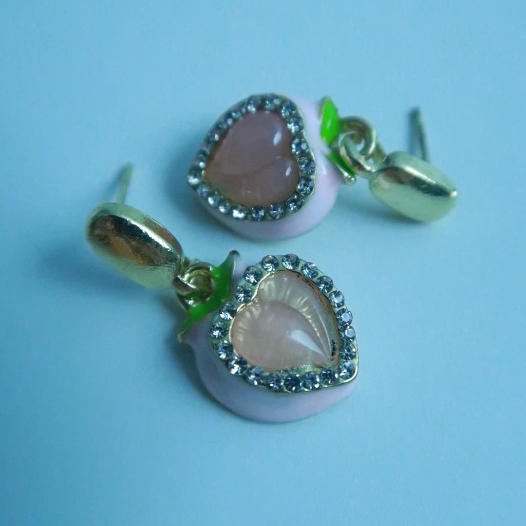 LOSTINCRUSH Peaches Earrings