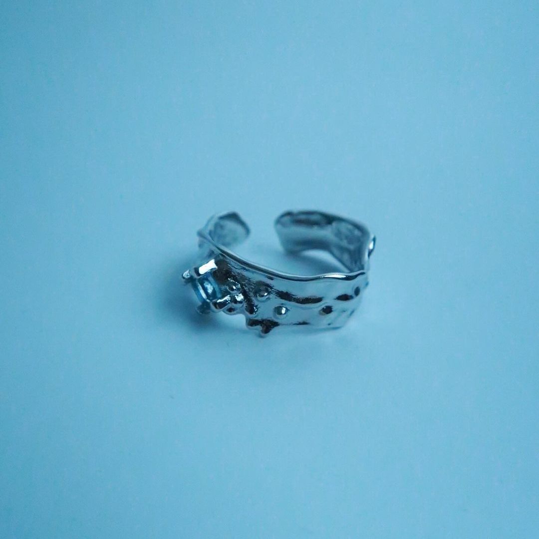 LOSTINCRUSH Liquid Harmony Ring