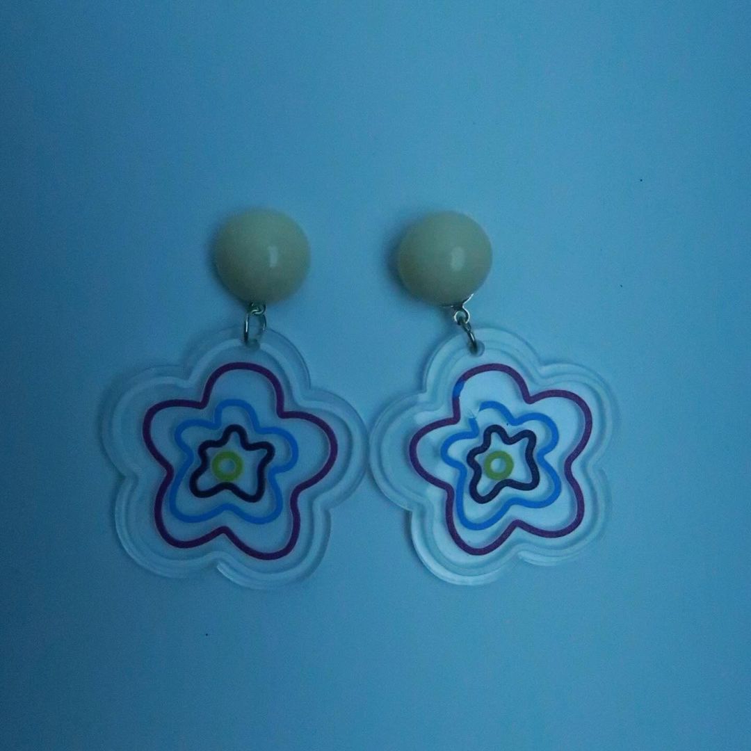 LOSTINCRUSH Whispering Petals Earrings