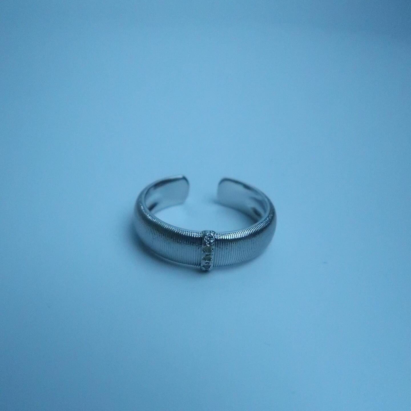 LOSTINCRUSH Silent Tear Ring