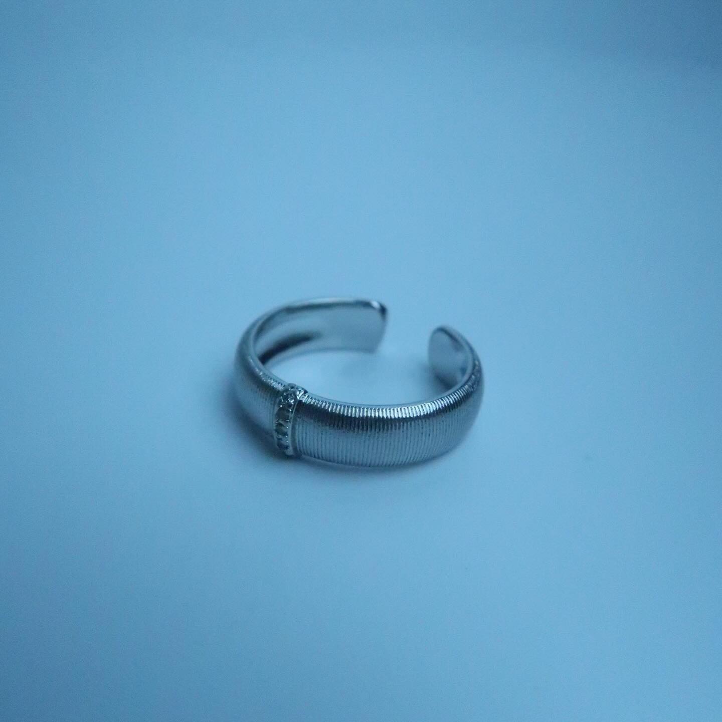 LOSTINCRUSH Silent Tear Ring