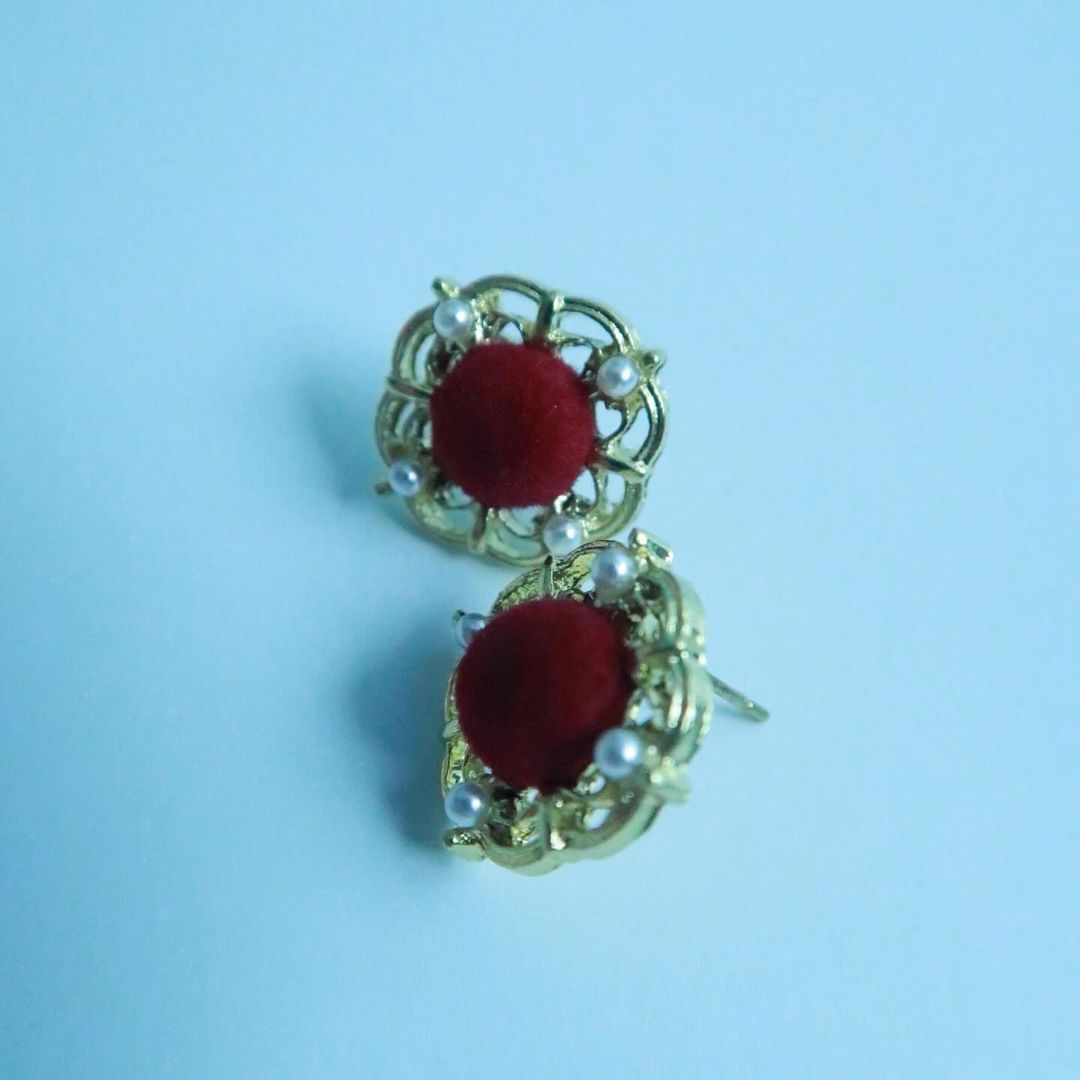 LOSTINCRUSH Scarlet Crush Earrings