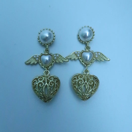 LOSTINCRUSH Golden Tendresse Earrings