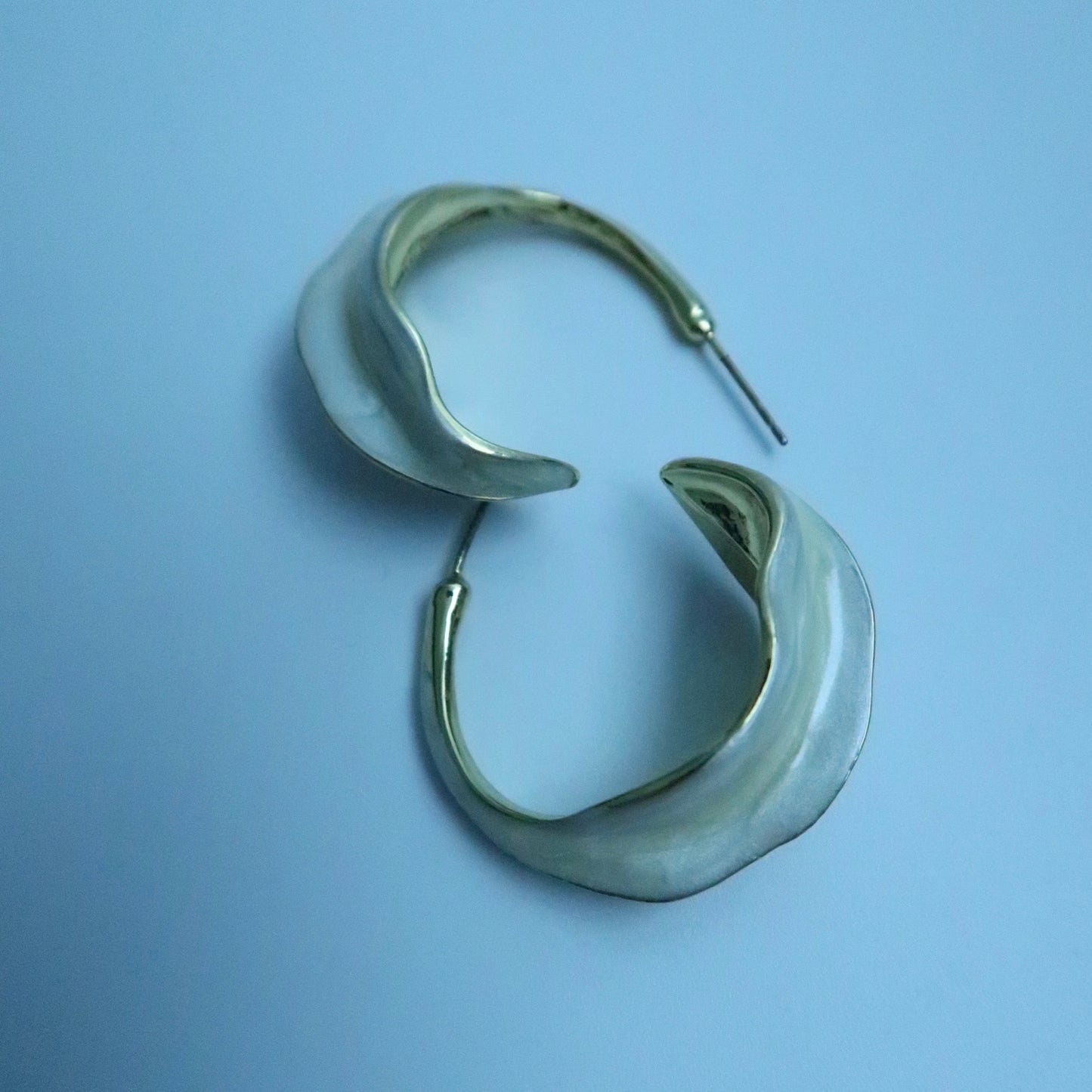 LOSTINCRUSH White Destiny Earrings