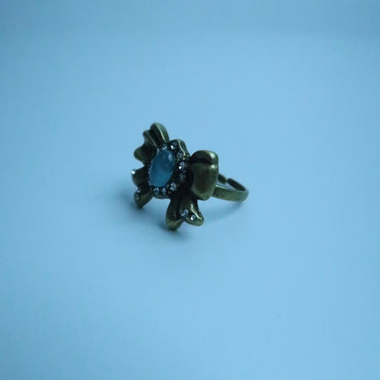 LOSTINCRUSH Vintage Cuteness Ring