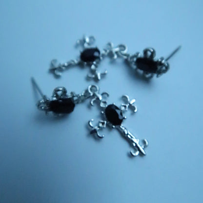 LOSTINCRUSH Rescuer Earrings