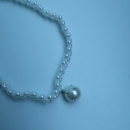 LOSTINCRUSH Moonlit Whisper Necklace