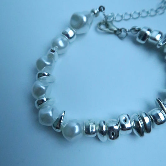 LOSTINCRUSH Mermaid’s Memory Bracelet