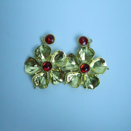 LOSTINCRUSH Golden Spring Earrings