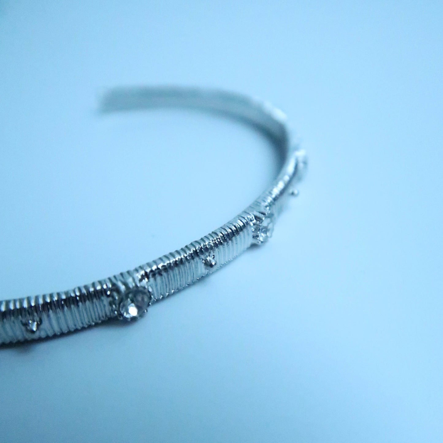 LOSTINCRUSH Infinite Protection Bracelet