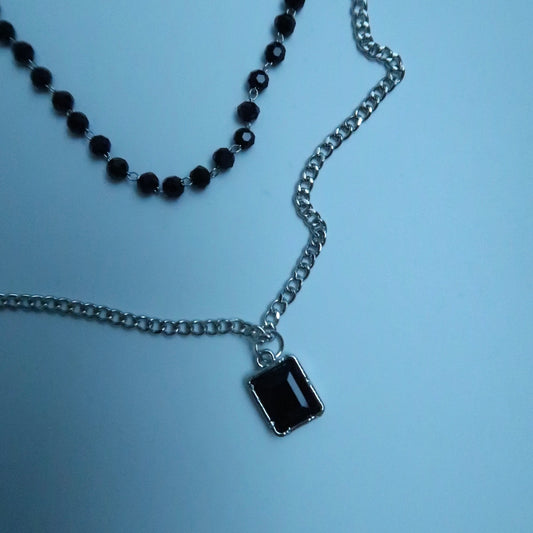LOSTINCRUSH Guarder Necklace