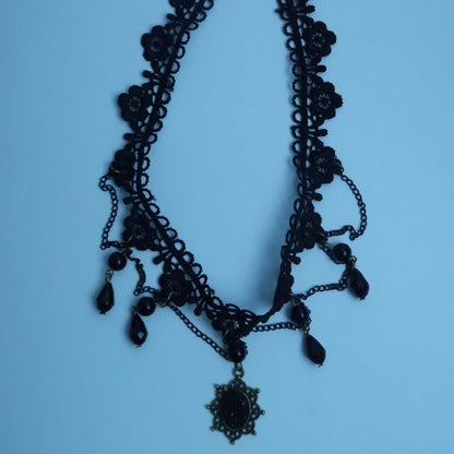LOSTINCRUSH Emticement Necklace