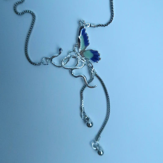 LOSTINCRUSH Snake Butterfly Necklace