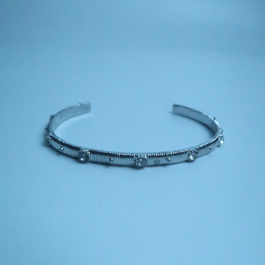 LOSTINCRUSH Infinite Protection Bracelet