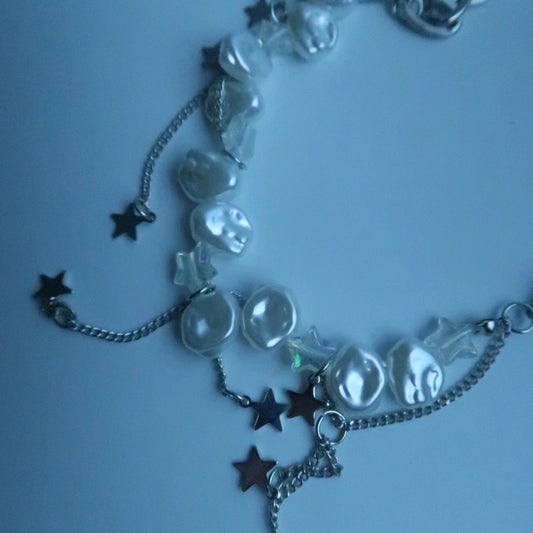 LOSTINCRUSH Imperfect Romance Necklace