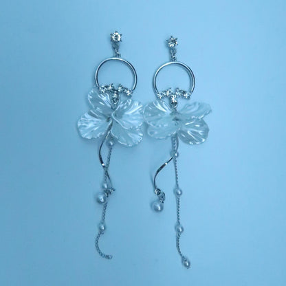 LOSTINCRUSH Petal Whisper Earrings