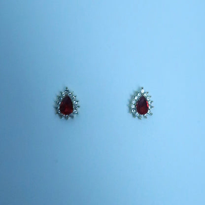 LOSTINCRUSH Scarlet Gaze Earrings