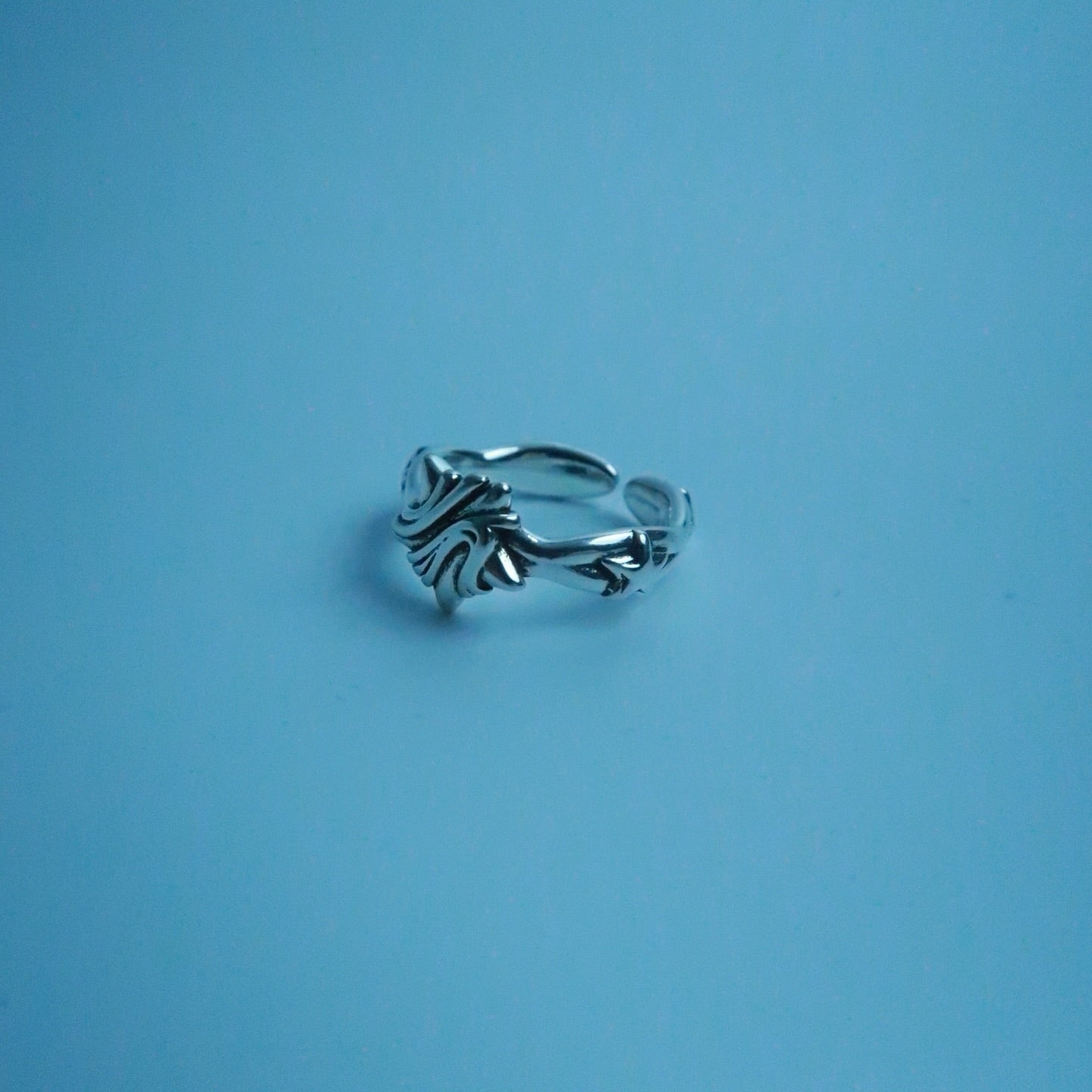 LOSTINCRUSH Shooting Star Ring