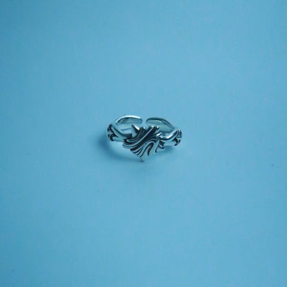 LOSTINCRUSH Shooting Star Ring