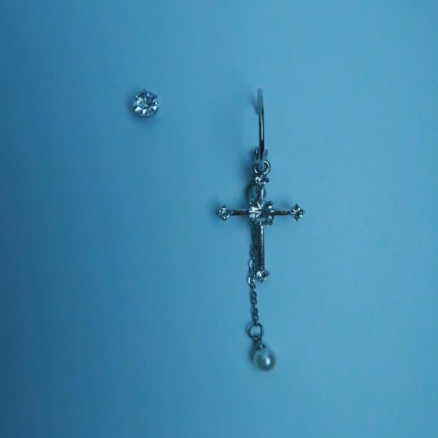 LOSTINCRUSH Perfect Couple Earrings