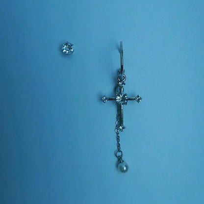 LOSTINCRUSH Perfect Couple Earrings