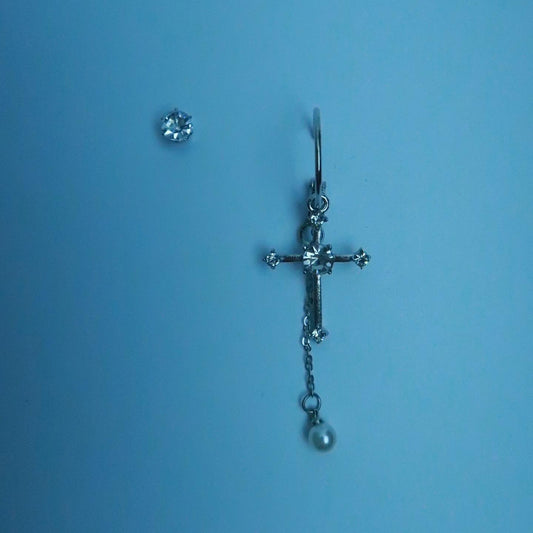 LOSTINCRUSH Perfect Couple Earrings