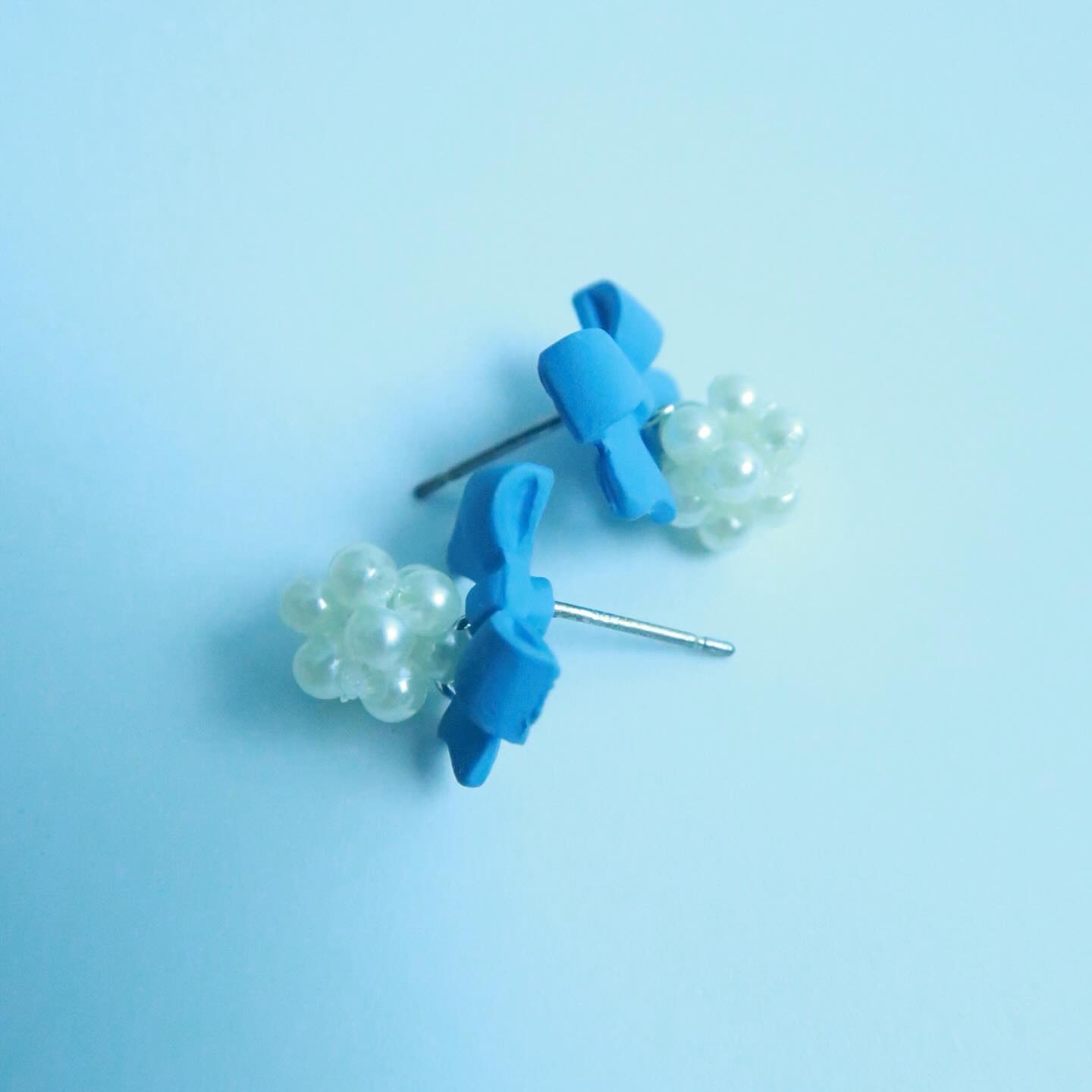 LOSTINCRUSH Blue Dream Earrings