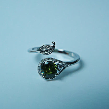 LOSTINCRUSH Green Leaves Ring