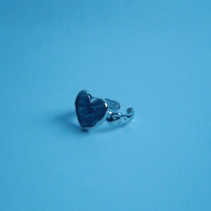 LOSTINCRUSH Ocean Heart Ring