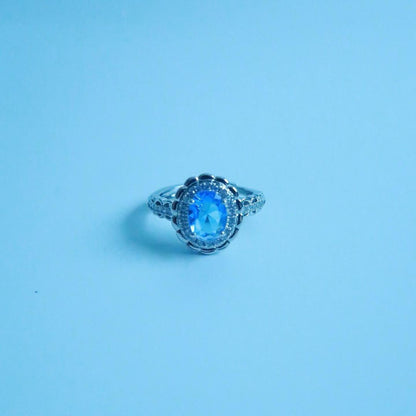 LOSTINCRUSH Ocean Gaze Ring