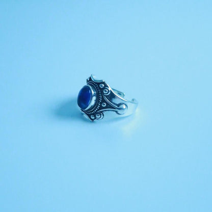 LOSTINCRUSH Sapphire Echo Ring