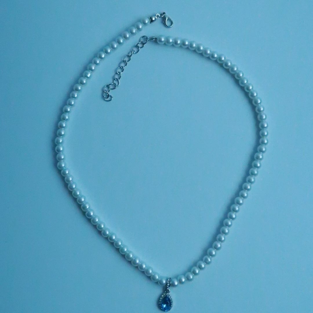 LOSTINCRUSH Whale’s Tear Necklace