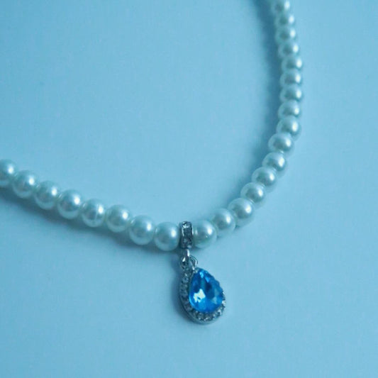 LOSTINCRUSH Whale’s Tear Necklace