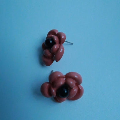 LOSTINCRUSH Petal Fairy Earrings
