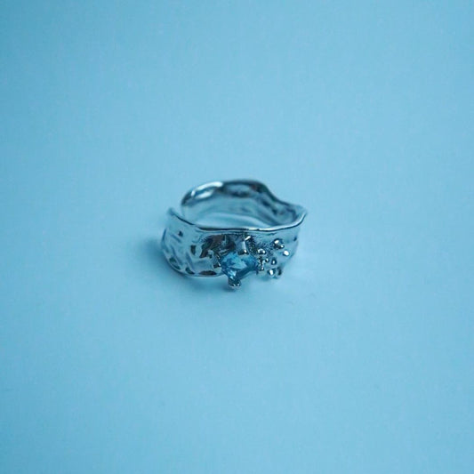 LOSTINCRUSH Liquid Harmony Ring