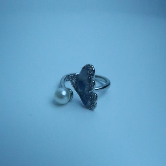 LOSTINCRUSH Lunar Butterfly Ring