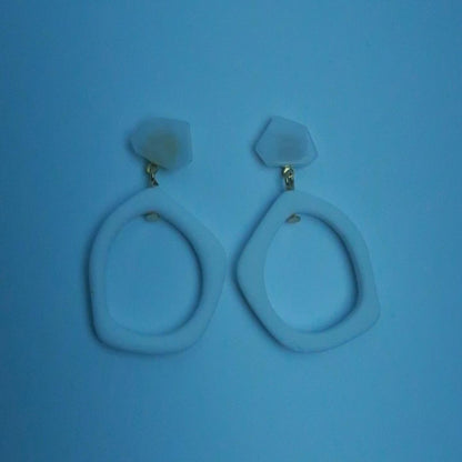 LOSTINCRUSH Bold Edges Earrings