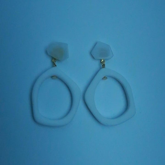 LOSTINCRUSH Bold Edges Earrings